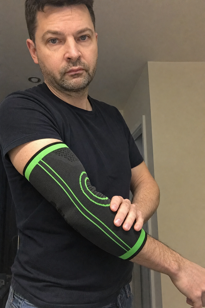 Compression sleeve
